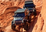 TRAXXAS Mercedes-Benz G63 AMG 6x6 RTR ohne Akku/Lader inkl Licht 1/10 6WD Scale-Crawler Brushed silber